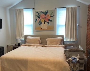 3696 Eveline Street - Photo Thumbnail 6
