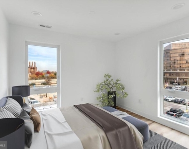 215 N 9th Street - Photo Thumbnail 8