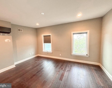 805 Cameron Street - Photo Thumbnail 15