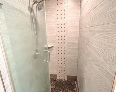 805 Cameron Street - Photo Thumbnail 17