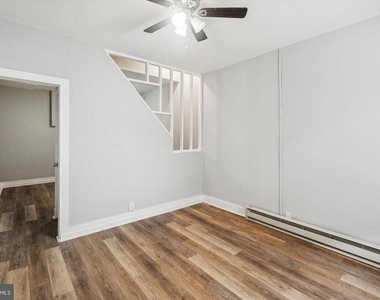 1825 E Harold Street - Photo Thumbnail 4