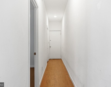1917 Spring Garden Street - Photo Thumbnail 10