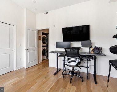 1432 N Franklin Street - Photo Thumbnail 8