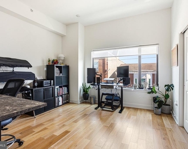 1432 N Franklin Street - Photo Thumbnail 7