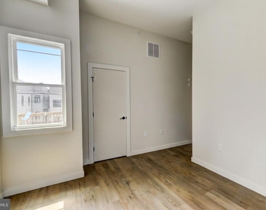 619 N 35th Street - Photo Thumbnail 2