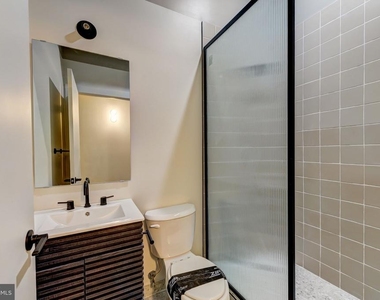 619 N 35th Street - Photo Thumbnail 5