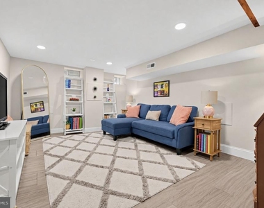 1842 Wilder Street - Photo Thumbnail 14