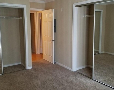 501 W 26th St - Photo Thumbnail 2
