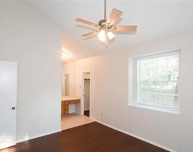 6501 Brush Country Rd - Photo Thumbnail 13
