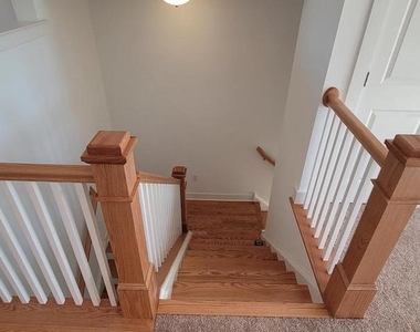 121 Higher Rock Ct - Photo Thumbnail 17