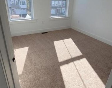 121 Higher Rock Ct - Photo Thumbnail 36