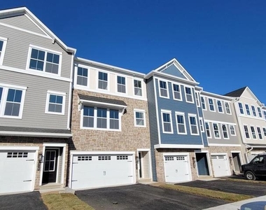 121 Higher Rock Ct - Photo Thumbnail 1