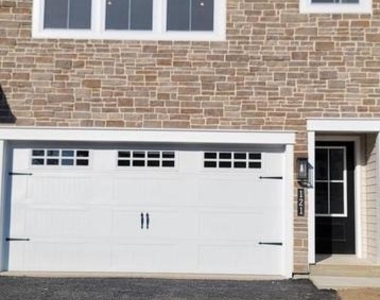 121 Higher Rock Ct - Photo Thumbnail 4