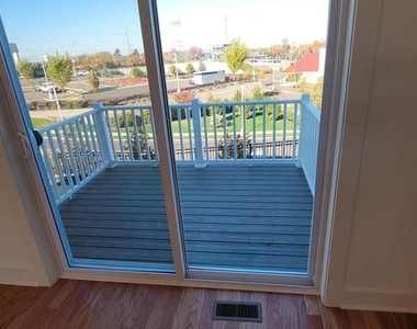 121 Higher Rock Ct - Photo Thumbnail 39
