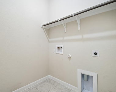 280 Rimrock Ct - Photo Thumbnail 25