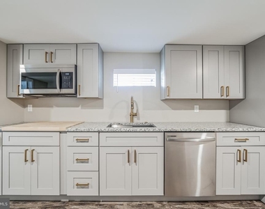 2952 Dekalb Pike - Photo Thumbnail 5