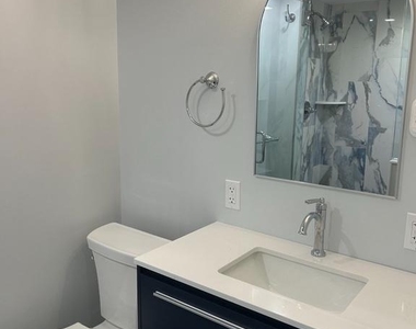 232 Hill Avenue - Photo Thumbnail 8