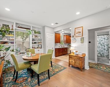 3403 King St - Photo Thumbnail 9