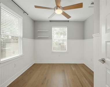 3403 King St - Photo Thumbnail 18