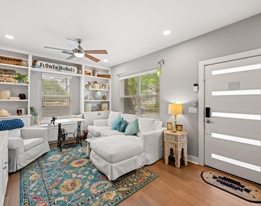 3403 King St - Photo Thumbnail 5