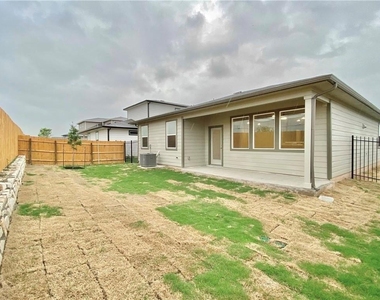 13816 Lubeck Dr - Photo Thumbnail 38