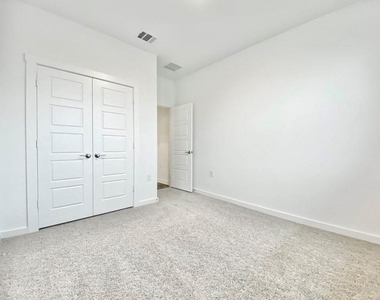 13816 Lubeck Dr - Photo Thumbnail 35