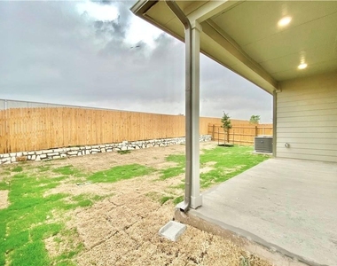 13816 Lubeck Dr - Photo Thumbnail 36