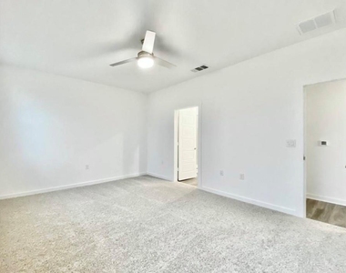 13816 Lubeck Dr - Photo Thumbnail 15
