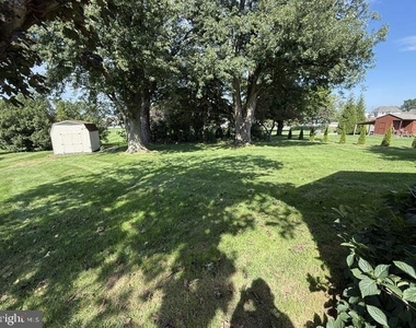 1605 Lime Valley Road - Photo Thumbnail 12