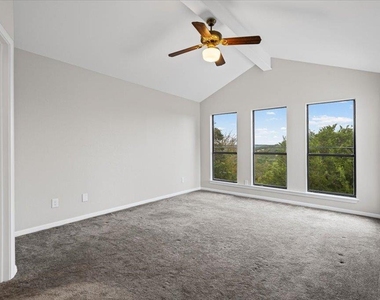 8800 Mariscal Canyon Dr - Photo Thumbnail 17