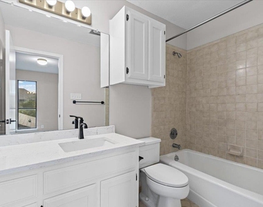 8800 Mariscal Canyon Dr - Photo Thumbnail 23