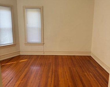 30 Cottage Avenue - Photo Thumbnail 4