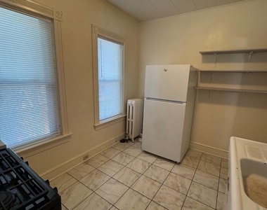 30 Cottage Avenue - Photo Thumbnail 1
