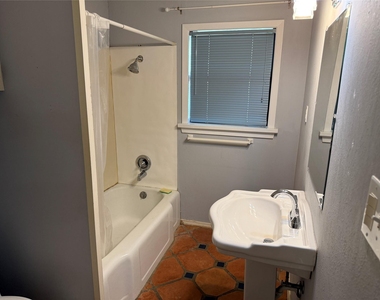 47 Presidio Rd - Photo Thumbnail 11