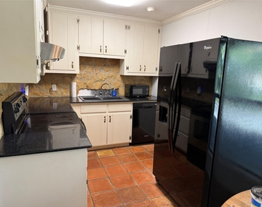 47 Presidio Rd - Photo Thumbnail 5