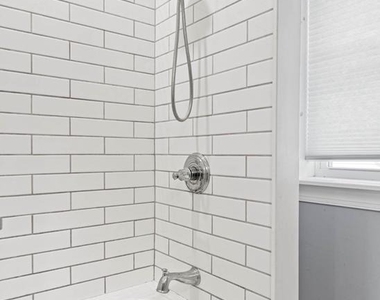 822 Penn Street - Photo Thumbnail 16