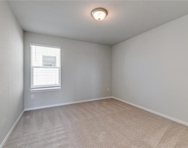 14119 Macquarie Dr - Photo Thumbnail 16