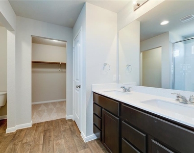 14119 Macquarie Dr - Photo Thumbnail 15