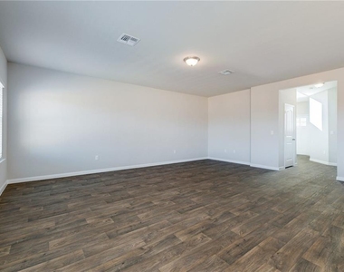 14119 Macquarie Dr - Photo Thumbnail 11