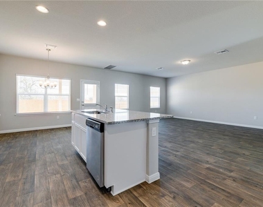 14119 Macquarie Dr - Photo Thumbnail 7
