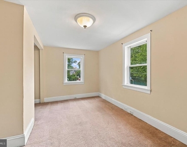 225 Brook Street - Photo Thumbnail 11