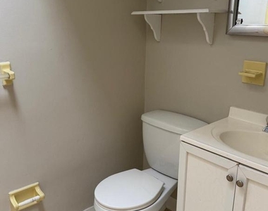 1404 Powell Road - Photo Thumbnail 14