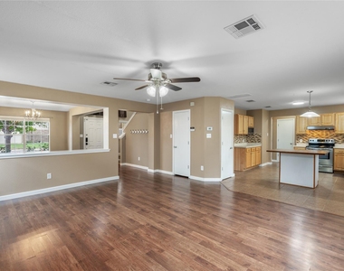 2609 Jason Dr - Photo Thumbnail 4