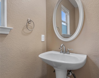 2609 Jason Dr - Photo Thumbnail 12