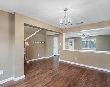 2609 Jason Dr - Photo Thumbnail 2