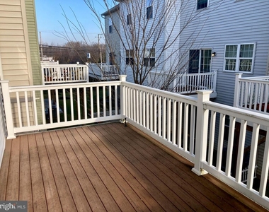 106 Mercer Court - Photo Thumbnail 25