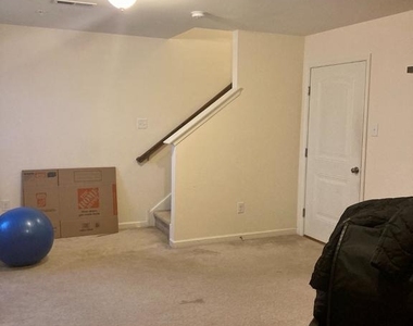 106 Mercer Court - Photo Thumbnail 30