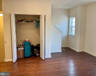 106 Mercer Court - Photo Thumbnail 21
