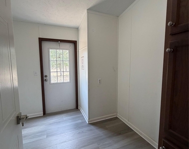 161 Phelan Rd - Photo Thumbnail 14
