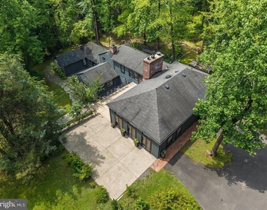 592 Province Line Road - Photo Thumbnail 48